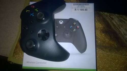 KINECT AND REMOTE, XBOX ONE