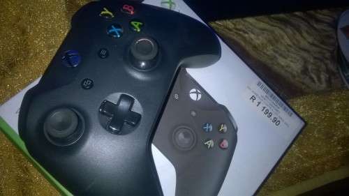 KINECT AND REMOTE, XBOX ONE