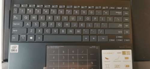 ASUS Zenbook UX325JA i5 8GB 512GB