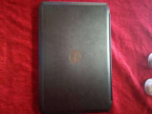 DELL Latitude E5530
