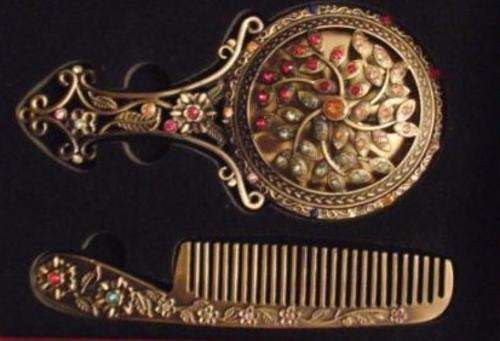 Antique inspired handmirror and brush set