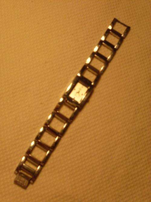 DITTO Trend Ladies Watch (Bought in Holland) !!!!!!!!! R1.00 !!!!!!!!!!