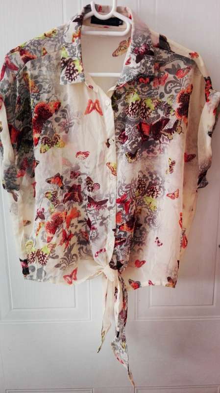 Sheer Butterfly Top size M