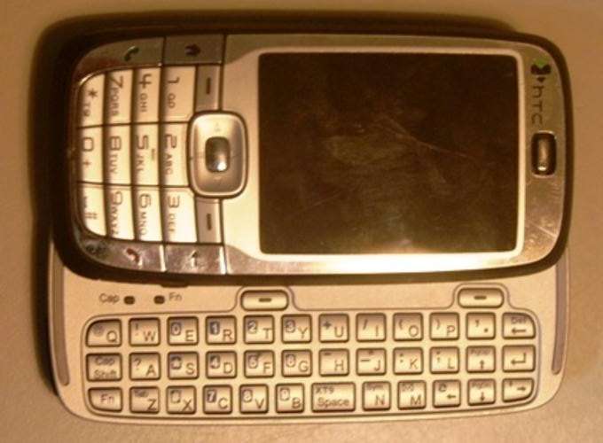 HTC S710 Broken Screen