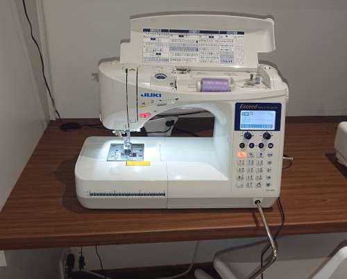 Sewing and Quilting Machine