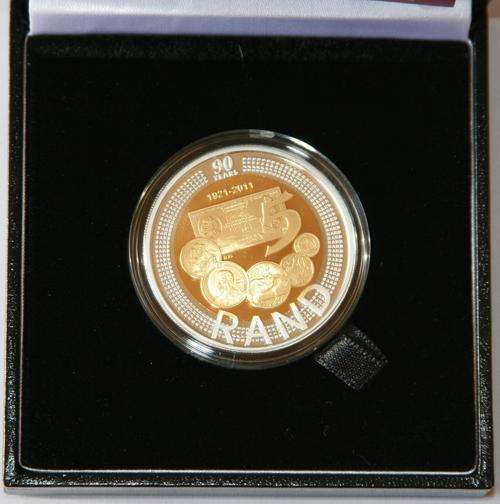 90th Anniversary of the South African Reserve Bank 2011 R5 Silver CROWN