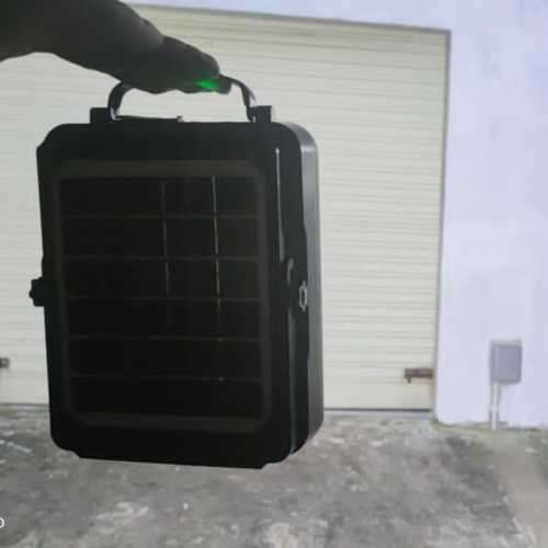 600w Rechargeable Solar Flood Light