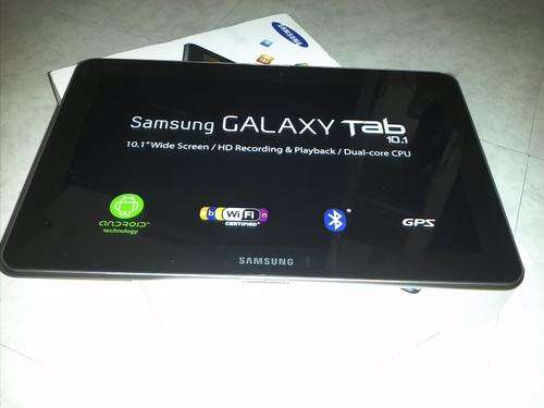 Samsung galaxy tab 10.1 3G with wifi P7500 32G BRAND NEW UNIT