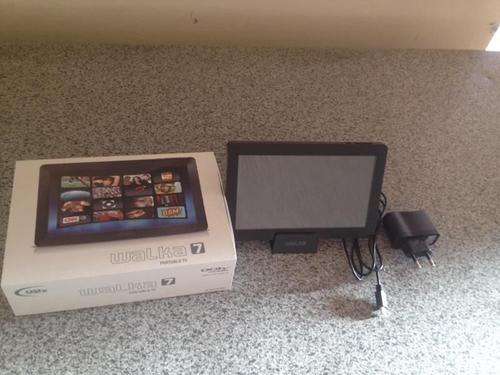 DSTV WALKA 7' HANDELD TV