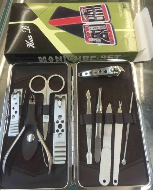 10pcs face and nail beauty sets !! stock price !!