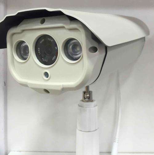 1500tvl 4mm lens IR cut waterproof outdoor  3MpIxel cctv  camera( with 1pcs good bracket)