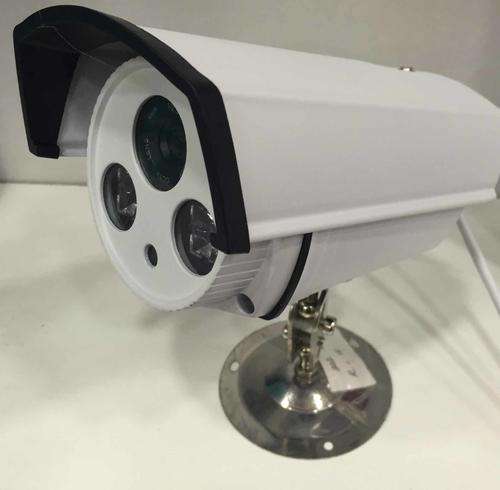 New stock !!!!!  1200TVL 4mm lens day/night IR waterproof  CCTV outdoor 3MP camera, and 1pcs bracket