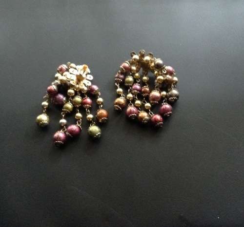 Costume jewellery.