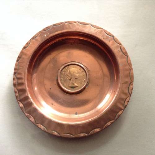 Queen Elizabeth 1958 one penny coin insert.