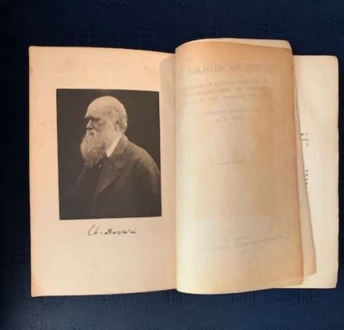 Origins of Species by C. Darwin, 1901 First Edition