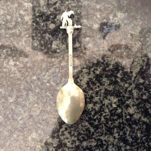 3D Spoon collectors! 3D figure of a cricketer and Lords engraved  inside of spoon.