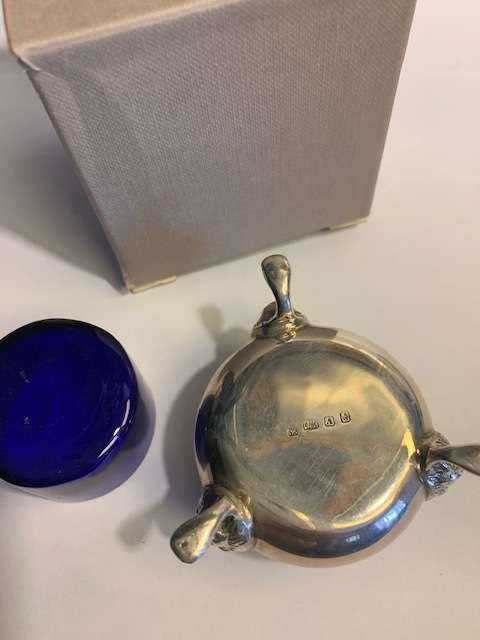 ENGLISH STERLING SILVER FOOTED SALT CELLAR with COBALT LINER,