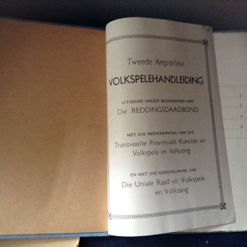 Nuwe Volkspele deur M.L. de Villiers and Nuwe Spele uitgegee Die Reddingsdaadbond, SIGNED copy Two