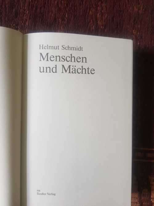 Menschen Und Mächte, First Edition by Helmut Schmidt