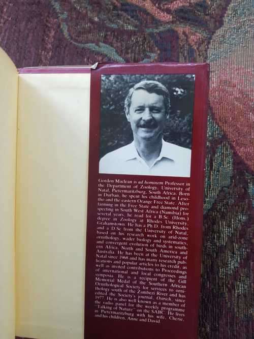 Roberts Birds of Southern Africa, by Gordon Linsay Maclean
