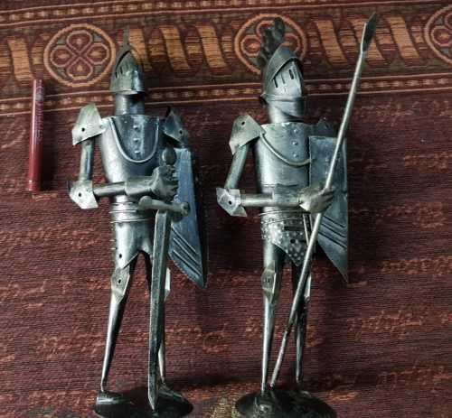 Medieval Knights, set of two for one price !