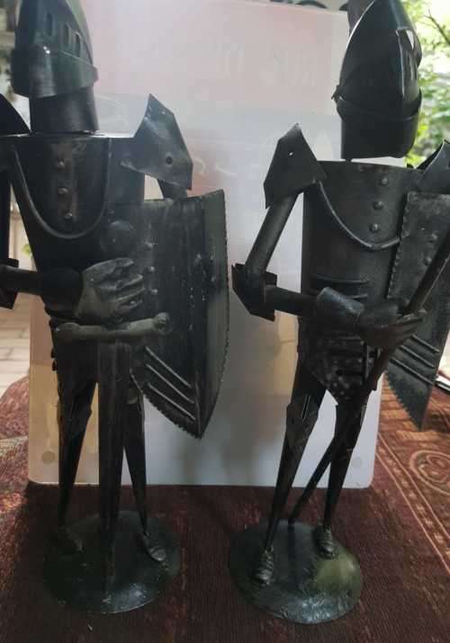 Medieval Knights, set of two for one price !