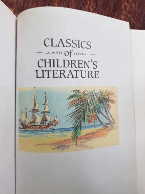 Classics of Childrens Literature by Leonard Mathews