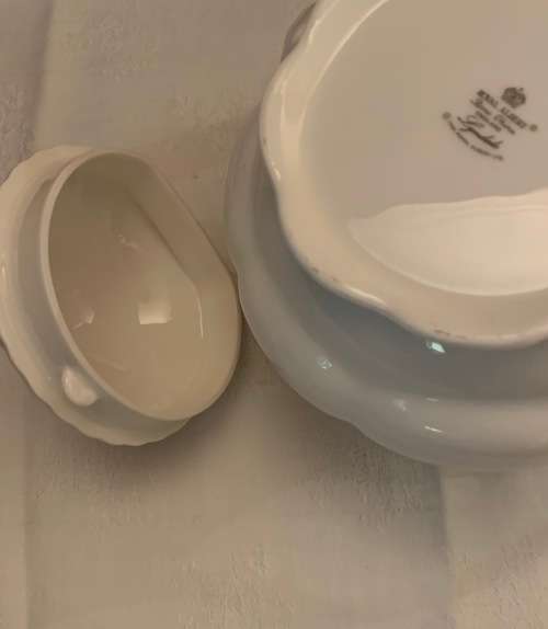 Royal Albert Lyndale 42 piece Tea Set
