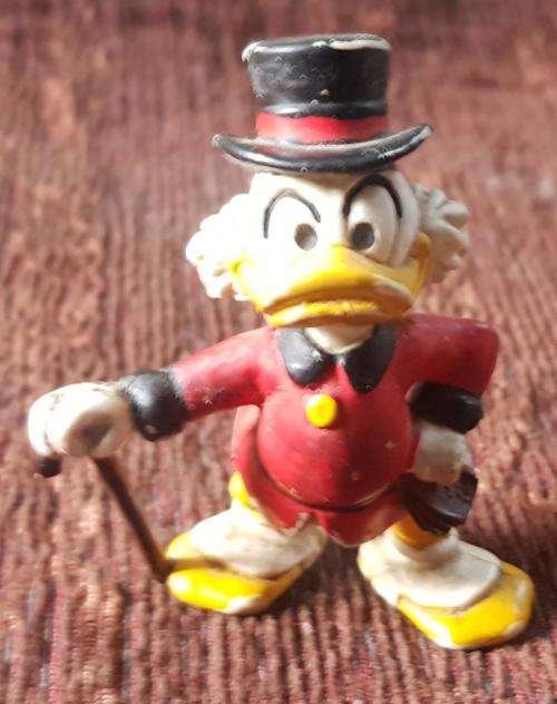 Vintage 1980s Walt Disney Bully Figurine - Handpainted, Made In Germany.