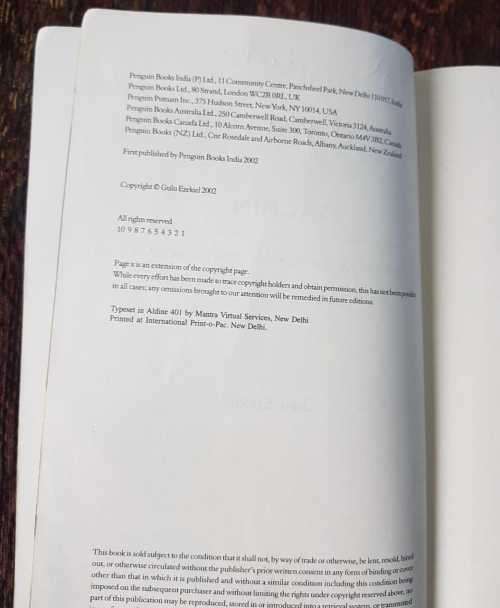 Sachin, Signed Copy ! The story of the Worlds greatest batsman by Gulu Ezekiel.