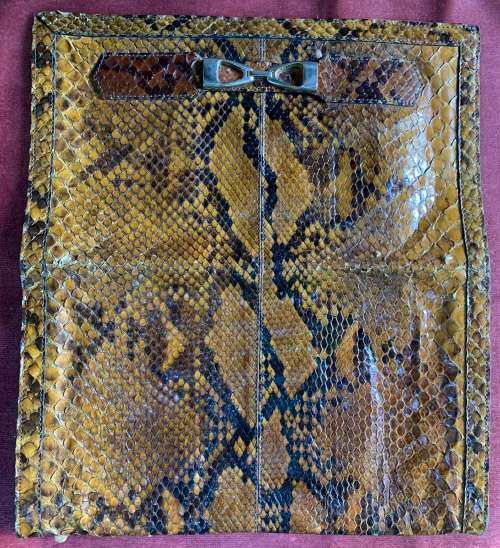 Vintage Snakeskin Envelope Clutch/Purse/Bag - Room for essentials