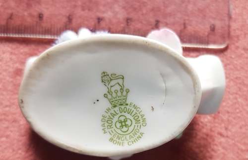 Vintage Royal Doulton flower posy bowl ornament