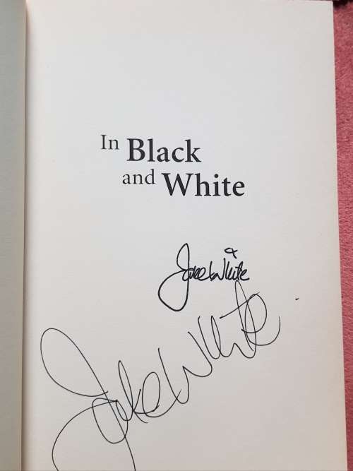 In Black and White Jake White SIGNED Brand New Size 5 Rugby Ball RUGBY SIGNED