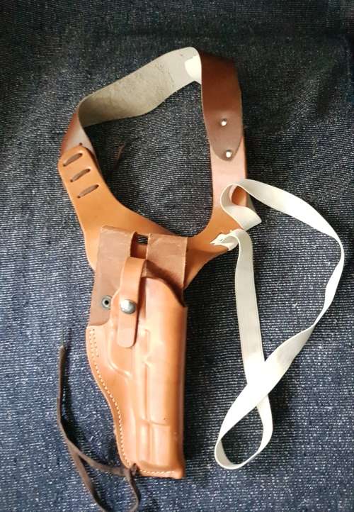 I'll Bury My Dead James Hadley Chase AND Leather Holster Shoulder or Belt