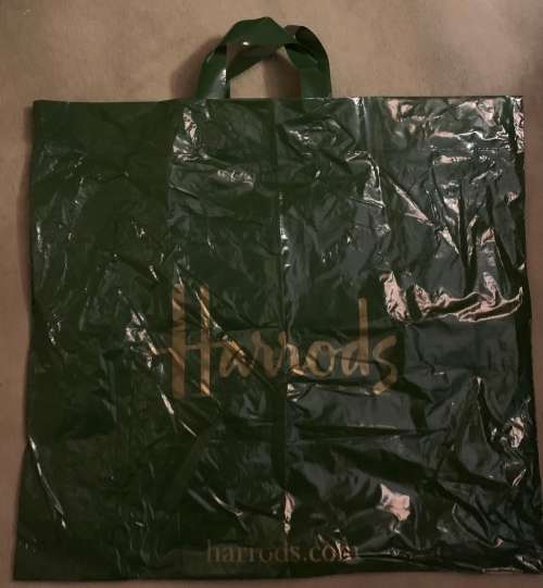 HARRODS KNIGHTSBRIDGE / ENGLAND  Green plastic Customer Shopping Bag.