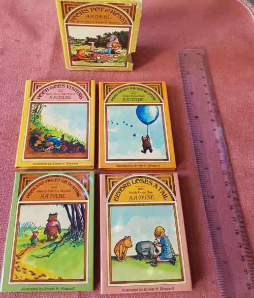 Poohs Pot oHoney by A. A. Milne