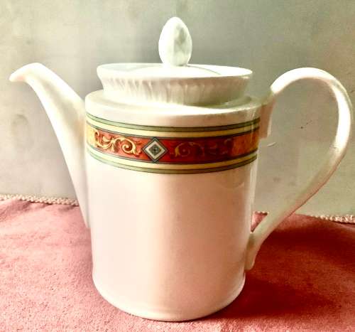 Villeroy and Boch Tea/Coffee Pot Vavro Millenia Porcelain, Rare