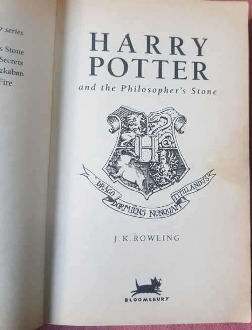Harry Potter and the Philosophers Stone - JK Rowling