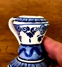Delft Blue Elesva Holland Finger Candlestick Holder