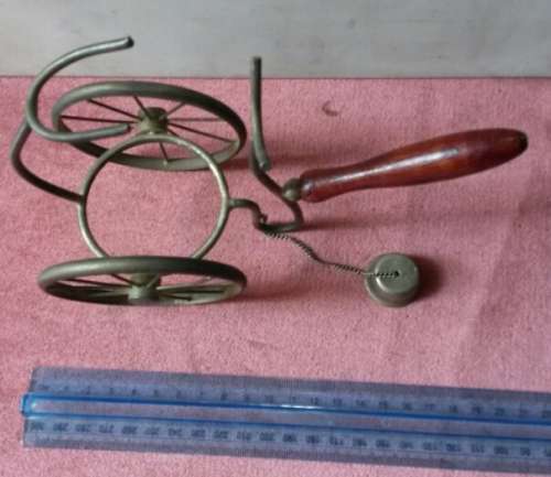 Vintage Bronze Metal Tabletop Wine Bottle Holder