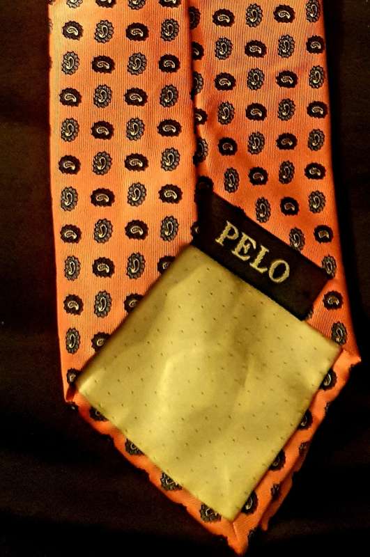 VINTAGE AUTHENTIC PELO SILK Tie