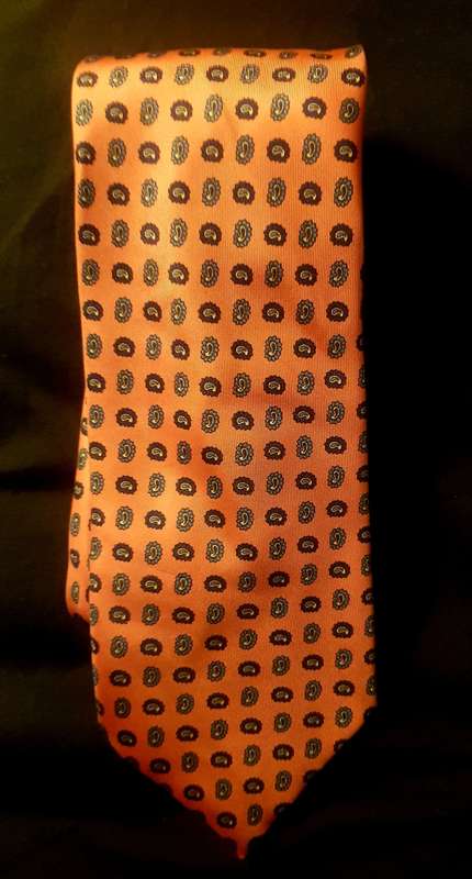 VINTAGE AUTHENTIC PELO SILK Tie