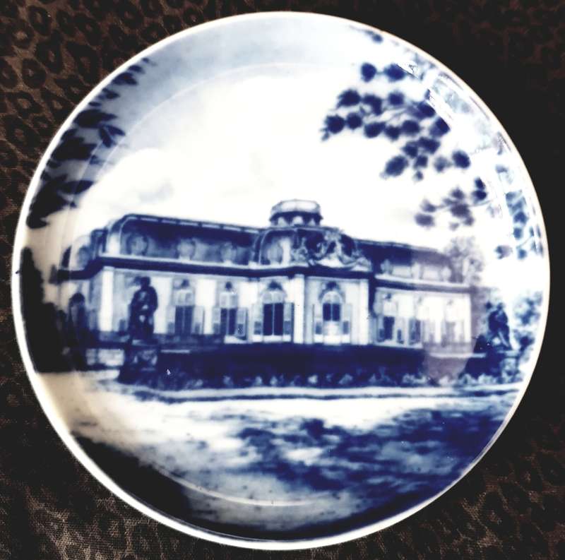 Furstenberg Porcelain Small Blue and White Plate  Benrath Dusseldor PORCELAIN GERMAN