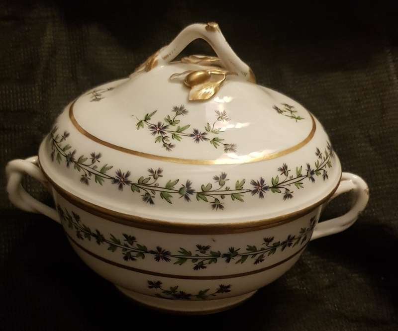 Antique 18th century Paris Porcelain Duc d'Angoulême PORCELAIN
