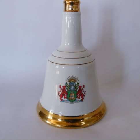 Bell's Extra Special Limited Queen Elizabeth 60 Birthday Decanter