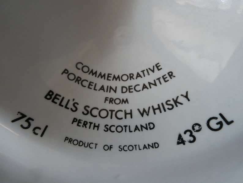 Bell's Extra Special Limited Queen Elizabeth 60 Birthday Decanter