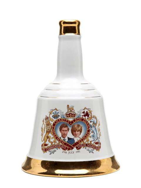 BELL'S PRINCE OF WALES & LADY DIANA SPENCER DECANTER