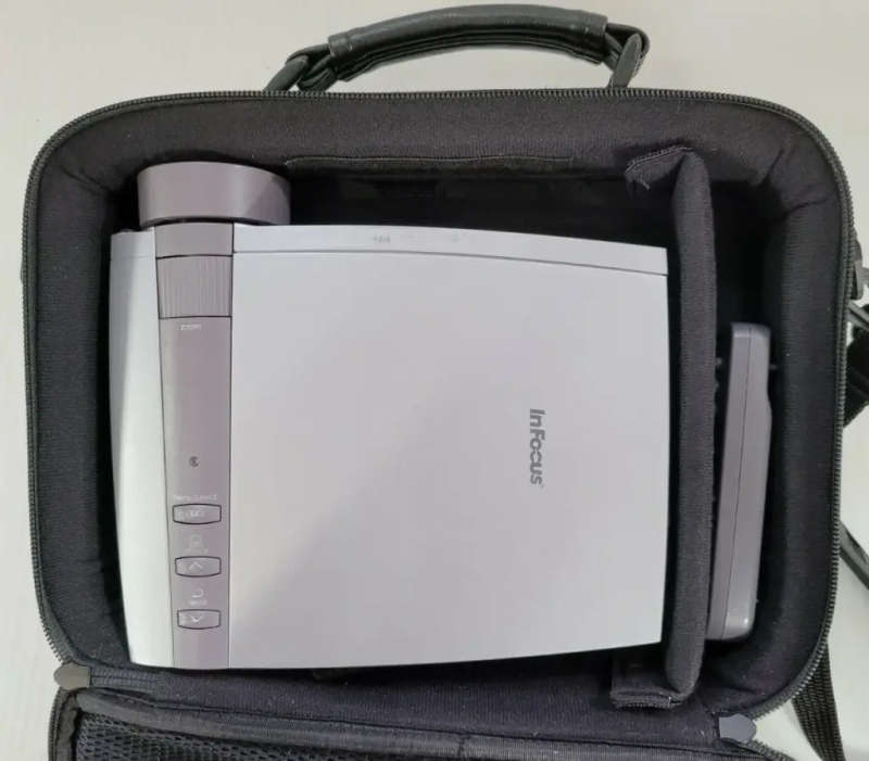 Home Theater inFocus LP130 Home Theater Projector