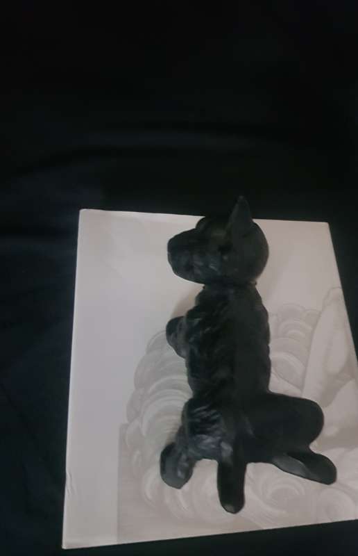 Scottish Terrier sculpture