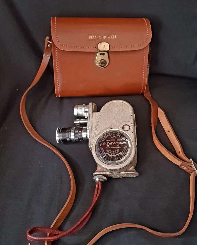 Vintage Camera GB Bell & Howell Double Run Eight 605 Movie Camera